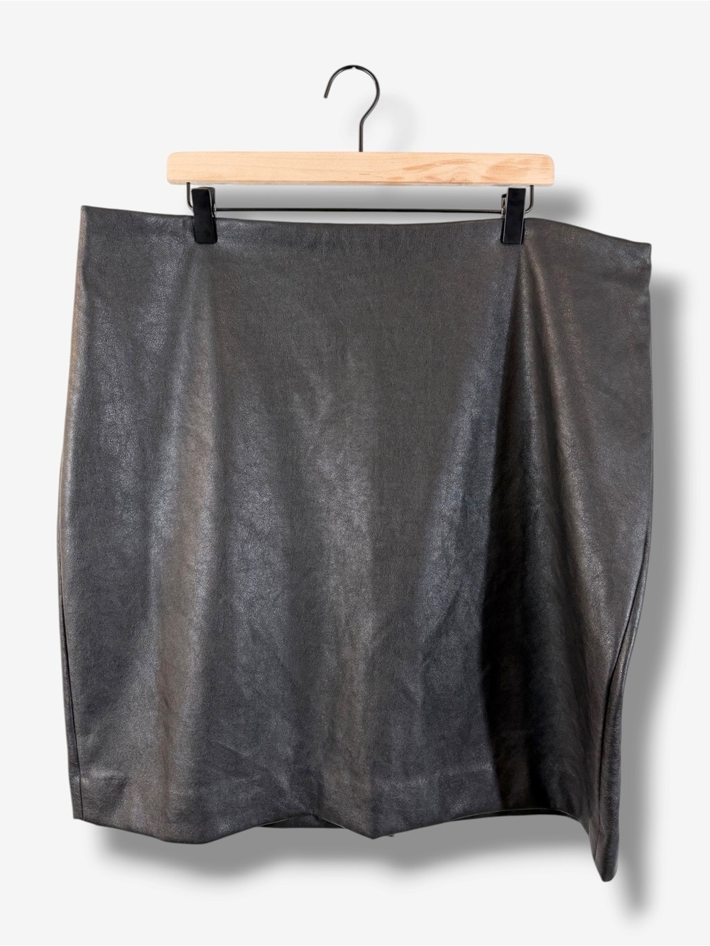 J. Crew Factory Black Faux Leather Pencil Skirt Size 20 BU866 2023 Minimalist